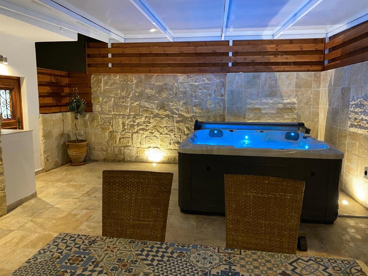 Villa Caerus Paphos