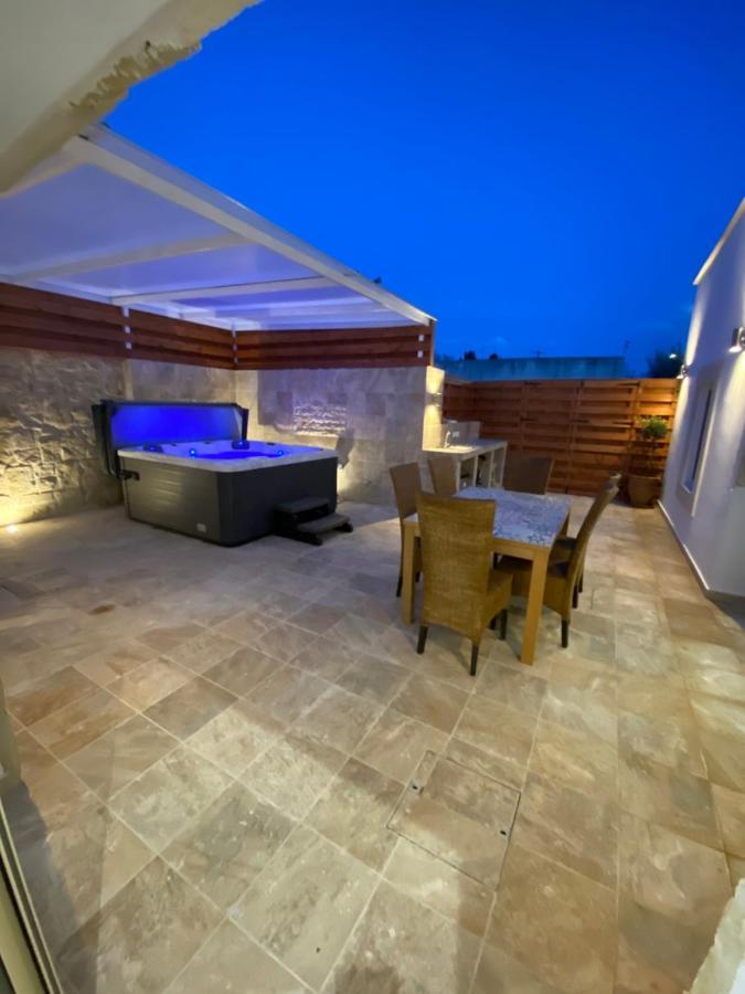 Caerus Villa